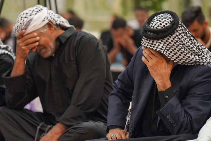 عزاداری ایام فاطمیه در حرم مطهر امامین عسکریین علیهم السلام