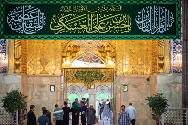 آذین بندی حرم مطهر امام حسین(ع) به مناسبت ولادت امام عسکری(ع)