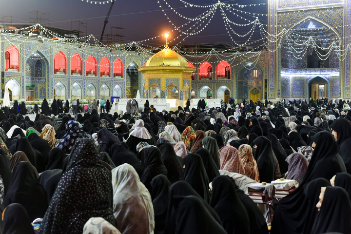 Imam Reza holy shrine's atmosphere on the night of Hazrat Masumeh (SA) demise anniversary