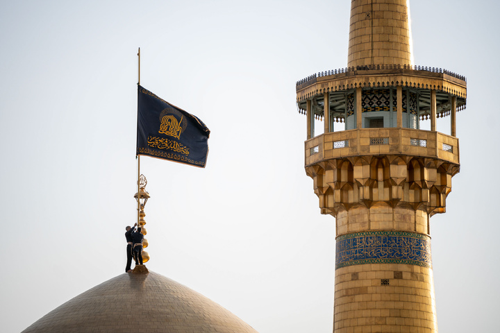 Mourning flag over holy shrine's dome