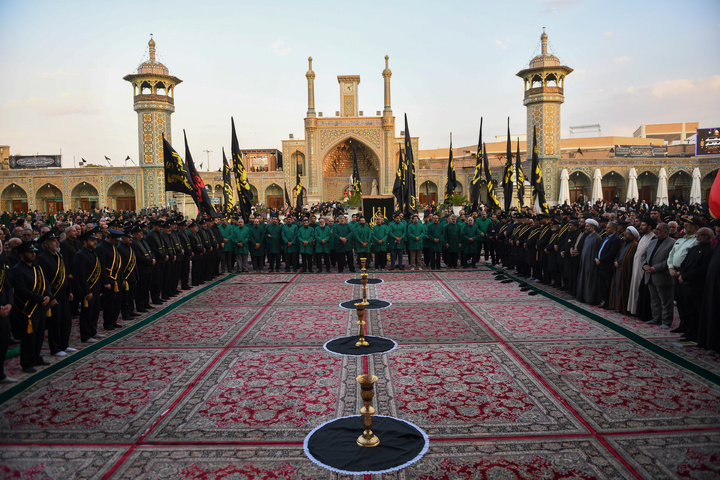 Mourning flag raised at Hazrat Masoumeh shrine 