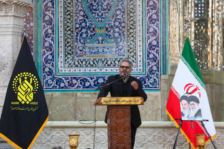 Mourning flag raised at Hazrat Masoumeh shrine 