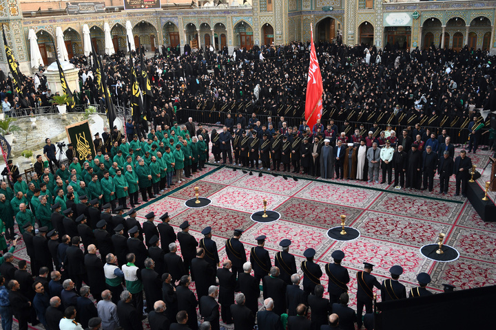 Mourning flag raised at Hazrat Masoumeh shrine 