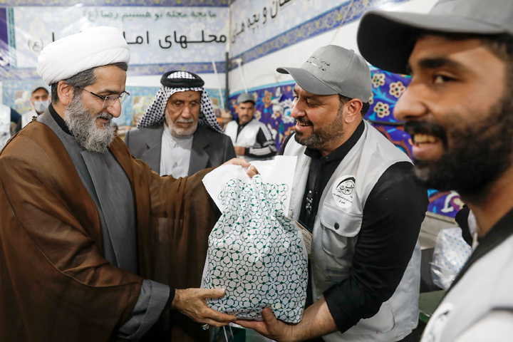 Shrine intl. affairs deputy visits Iraqi Mukib in Mashhad