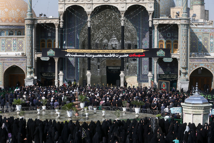 Razavi servants participate in mourning ceremonies at Hazrat Masoumeh shrine