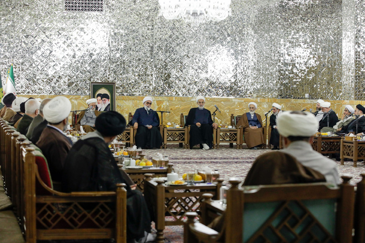 Khorasan Seminary School holds high-level meeting in presence of shrine custodian