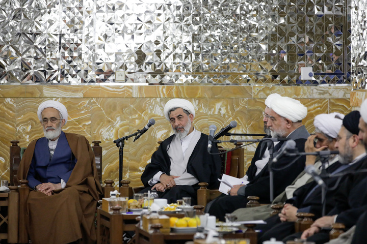 Khorasan Seminary School holds high-level meeting in presence of shrine custodian