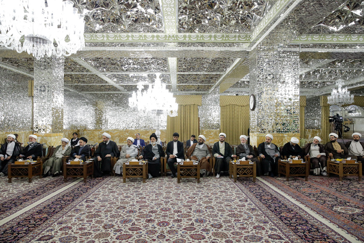 Khorasan Seminary School holds high-level meeting in presence of shrine custodian