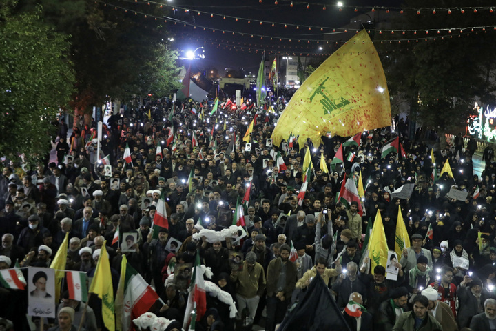 Public gathering of 'Allegiance to Nasrallah' underway in Mashhad