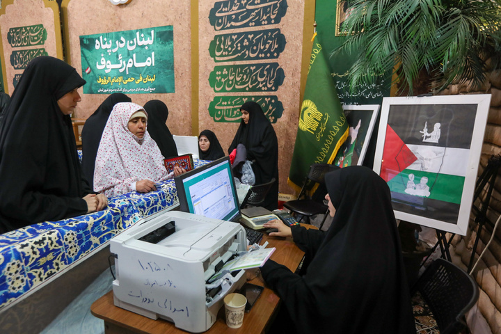 Special program of ‘Lebanon under Protection of Gracious Imam’ underway in shrine