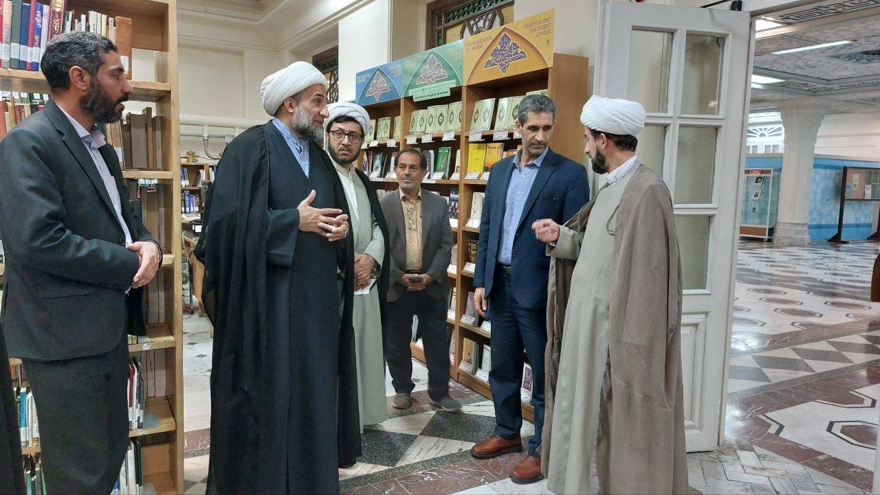 Al-Mustafa University explores avenues for more cooperation with holy shrine