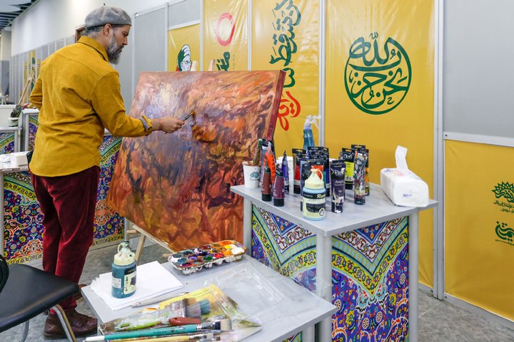 The Flag Will Not Fall’ artistic event held at Imam Reza Shrine