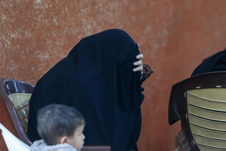 شہادت حضرت فاطمہ زہراء(س) کے موقع پر آستان قدس رضوی کے لبنانی مہمانوں کی جانب سے عزاداری کا انعقاد