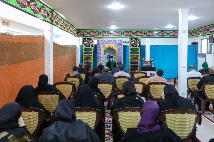 شہادت حضرت فاطمہ زہراء(س) کے موقع پر آستان قدس رضوی کے لبنانی مہمانوں کی جانب سے عزاداری کا انعقاد