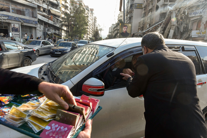 Aid packages from Imam Reza shrine distributed among Lebanese