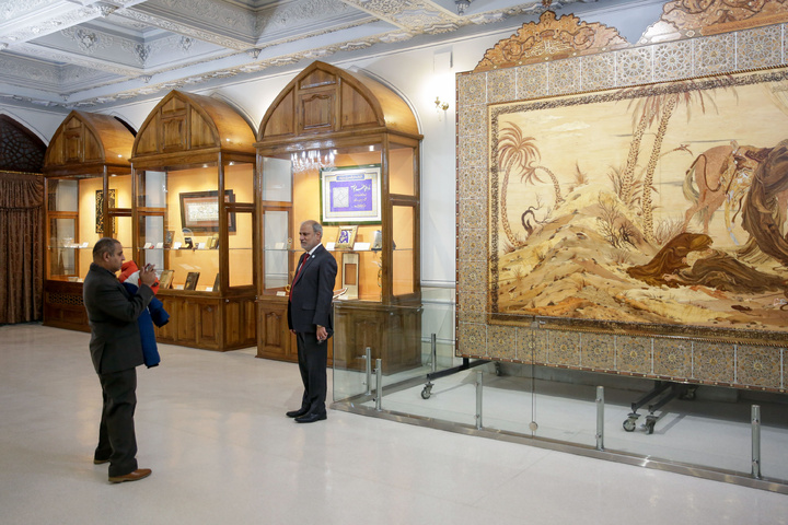 ECO summit participants visit Imam Reza shrine