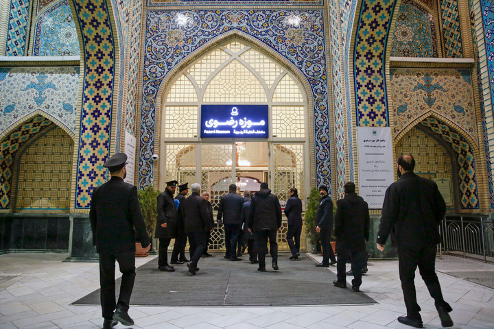 ECO summit participants visit Imam Reza shrine