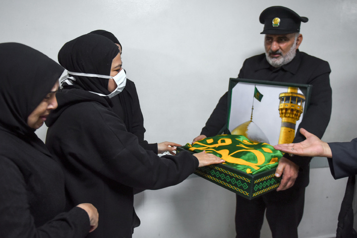 Razavi servants visit wounded at hospital in Lebanon
