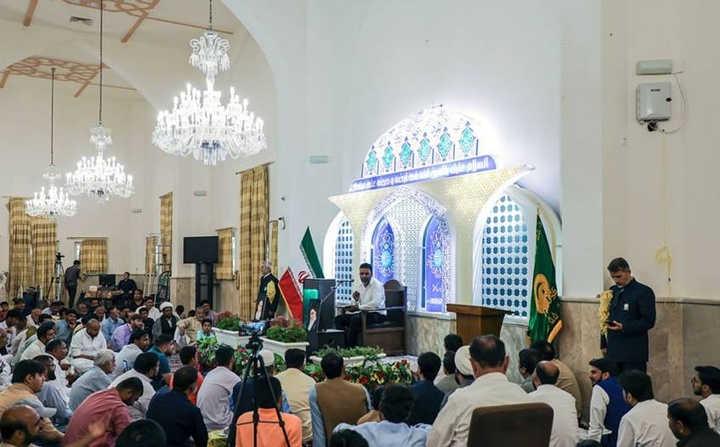 عقد لقاء تخصصي حول «السيرة الثورية والسياسية للسیدة الزهراء (س) في العتبة الرضوية المقدسة عقد لقاء تخصصي حول «السيرة الثورية والسياسية للسیدة الزهراء (س) في العتبة الرضوية المقدسة