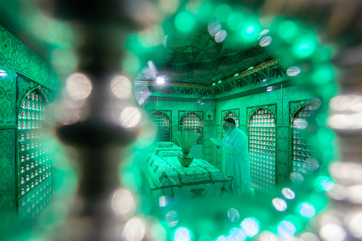 Dusting ceremony held for Imam Reza shrine