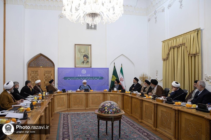 آستان قدس رضوی کے تجربات کو ملک کے تمام مقدس مقامات کے لئے منتقل کرنے کی ضرورت ہے آستان قدس رضوی کے تجربات کو ملک کے تمام مقدس مقامات کے لئے منتقل کرنے کی ضرورت ہے