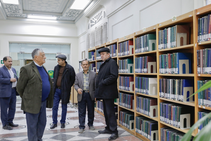 Tajik professors visit Imam Reza shrine, tour library