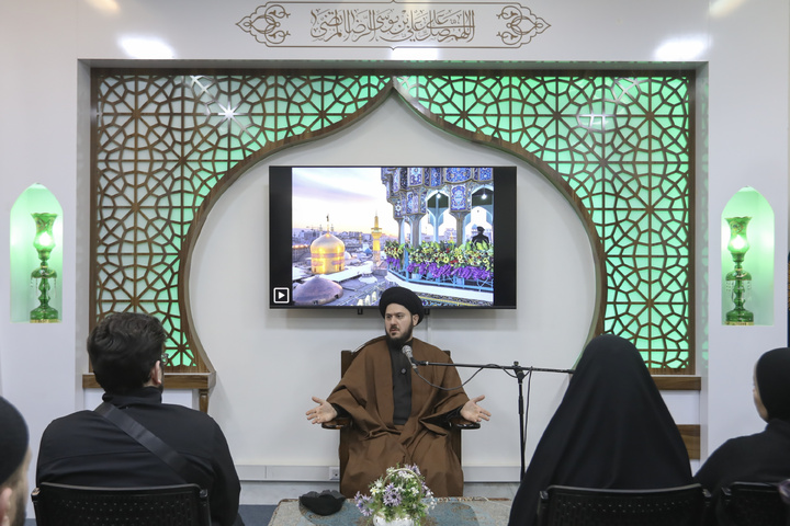 Foreign Shia Muslims celebrate New Year at Imam Reza shrine 