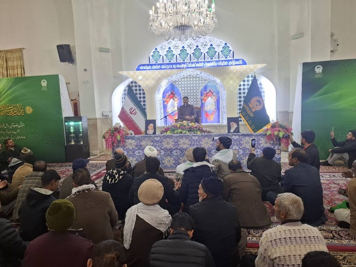 حضرت امام محمد تقی الجواد(ع) کی شبِ ولادت کے موقع پر حرم امام رضا(ع) میں جشن کا انعقاد حضرت امام محمد تقی الجواد(ع) کی شبِ ولادت کے موقع پر حرم امام رضا(ع) میں جشن کا انعقاد