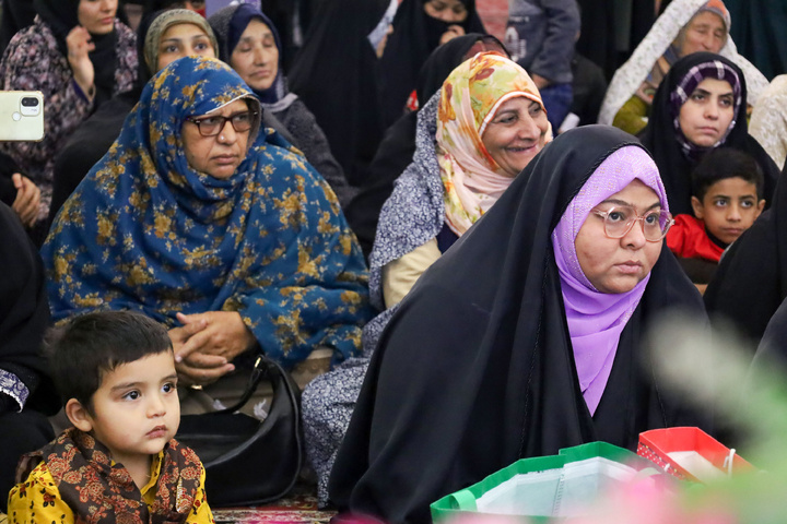 Program in honor of Imam Ali underway at Imam Reza shrine