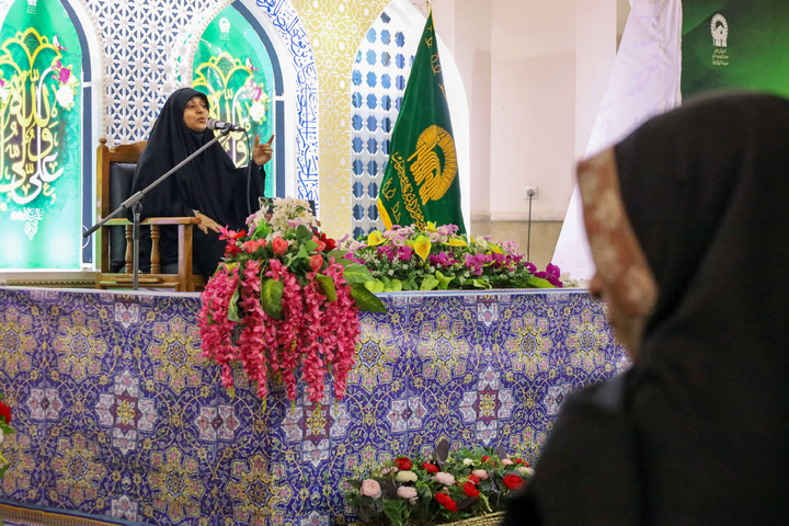 Program in honor of Imam Ali underway at Imam Reza shrine