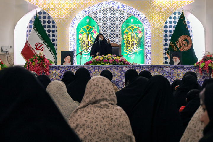 Program in honor of Imam Ali underway at Imam Reza shrine