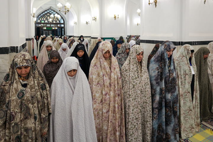 Spiritual Itikaf ceremony underway at Imam Reza Shrine