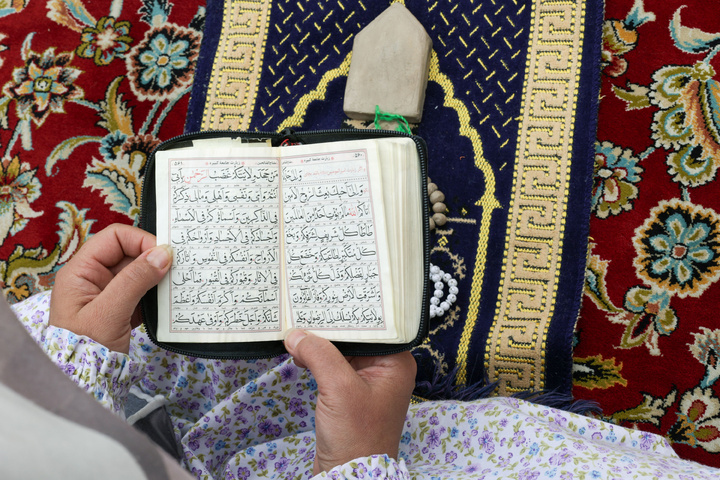 Spiritual Itikaf ceremony underway at Imam Reza Shrine