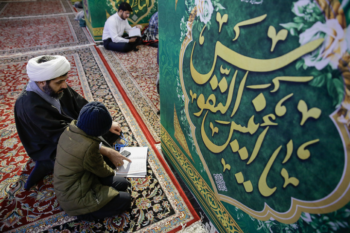 Seminary students from U.S., Europe gather at Imam Reza shrine on Imam Ali’s birth anniv.