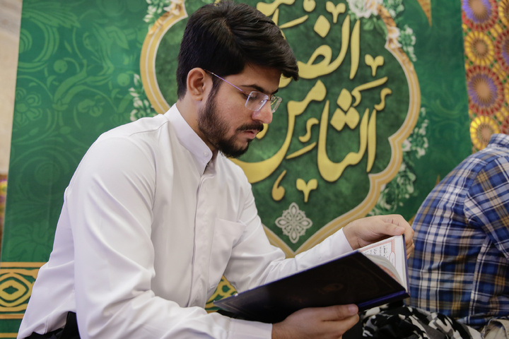 Seminary students from U.S., Europe gather at Imam Reza shrine on Imam Ali’s birth anniv.