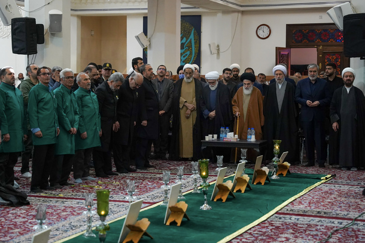 Hazrat Ahmad Ibn Musa al-Kadhim’s martyrdom anniv. commemorated in Shiraz