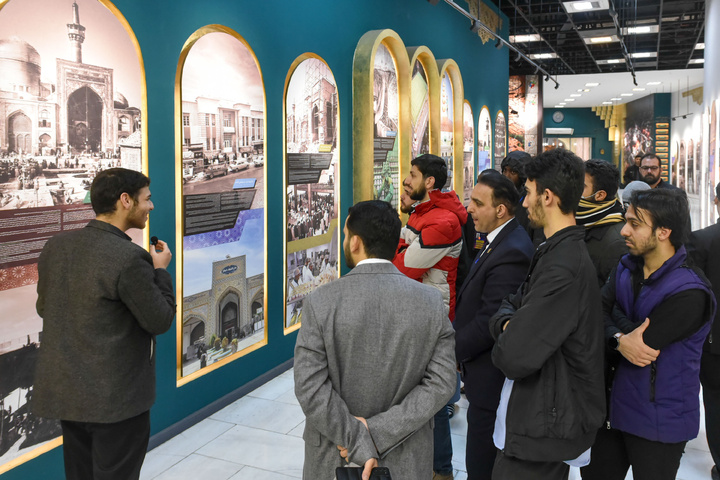 Participants of the 41st Intl. Quran Competition visit exhibition in Imam Reza shrine 