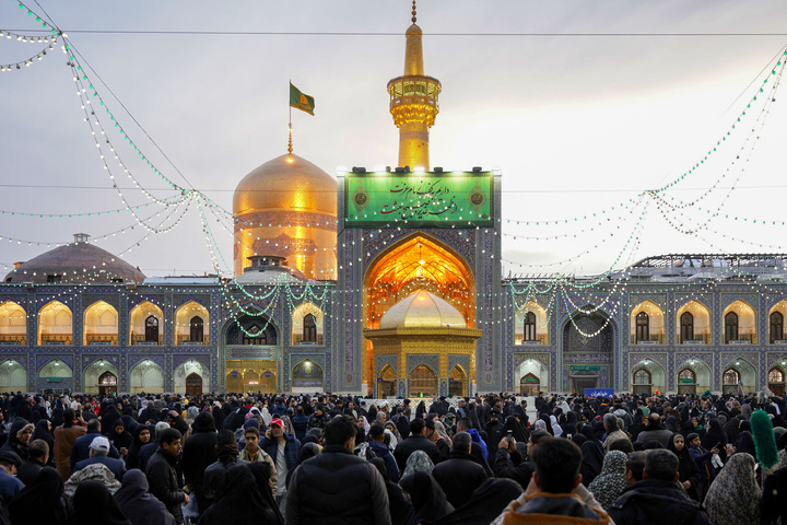 Imam Reza Shrine hosts Eid al-Mab'ath celebration