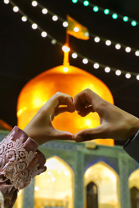 Imam Reza Shrine hosts Eid al-Mab'ath celebration