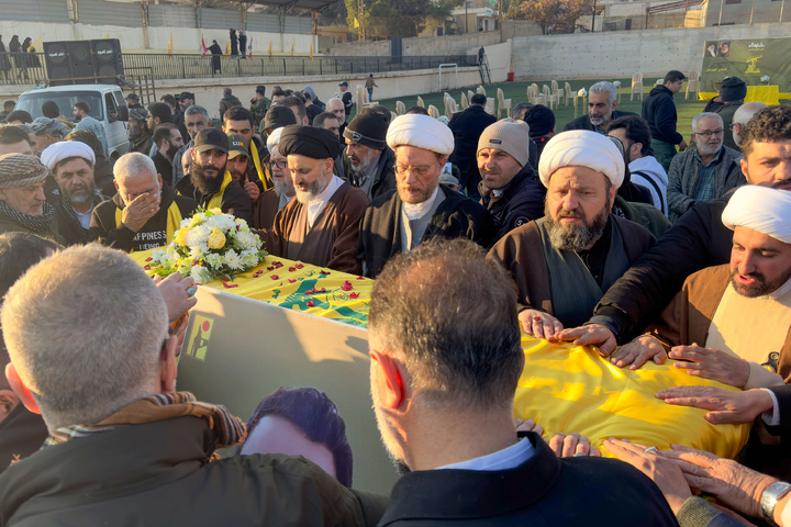 تشییع جثمان الشهید محمد حسین فهدة في مدینة الهرمل؛ لبنان