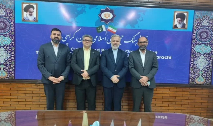 امام رضا(ع) انٹرنیشنل یونیورسٹی کے شعبہ بین الاقوامی امور کے ڈائریکٹر کی کراچی میں واقع ایران کے خانہ فرہنگ کے سربراہ سے ملاقات امام رضا(ع) انٹرنیشنل یونیورسٹی کے شعبہ بین الاقوامی امور کے ڈائریکٹر کی کراچی میں واقع ایران کے خانہ فرہنگ کے سربراہ سے ملاقات