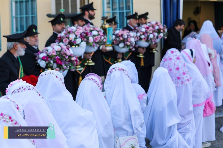 جشن تکلیف دختران در مسجد مقدس جمکران