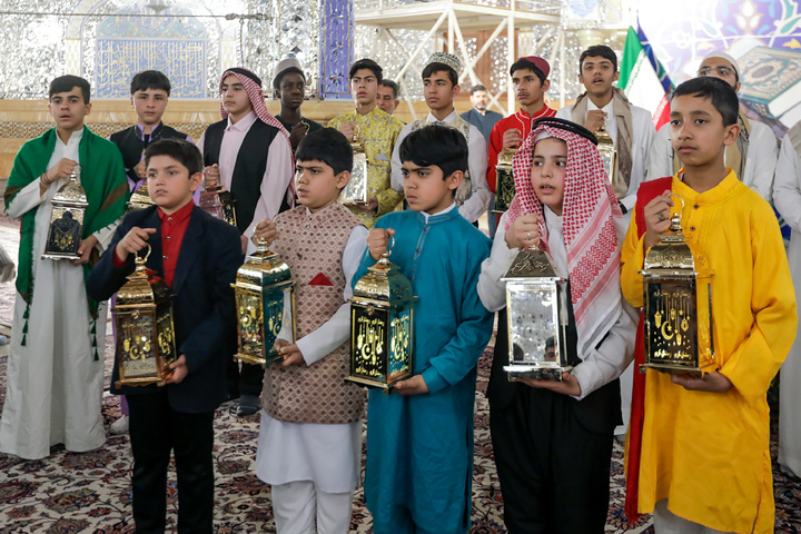 Traditional ‘Hel Helalak Ya Ramadan’ ceremony underway at Imam Reza shrine