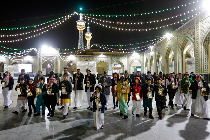 Traditional ‘Hel Helalak Ya Ramadan’ ceremony underway at Imam Reza shrine