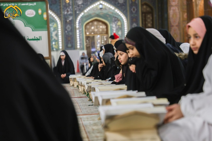 بانوان در حرم مطهر امامین جوادین علیهم السلام