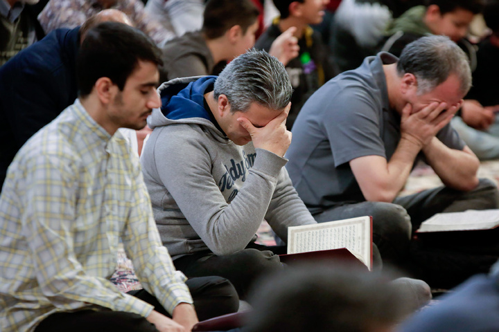 Imam Reza Shrine hosts supplication ceremony during Ramadan 