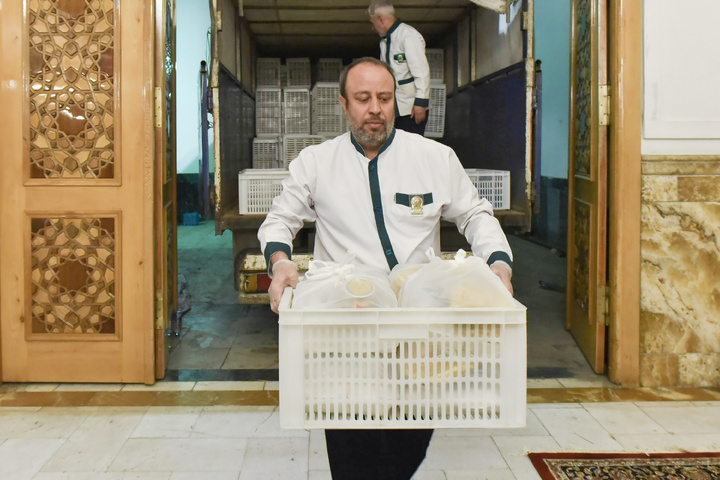 Imam Reza Shrine to host Iftar feast 