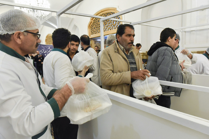 Imam Reza Shrine to host Iftar feast 