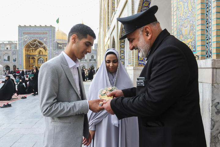 Imam Reza shrine sends invitations for Iftar feasts