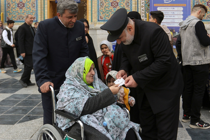 Imam Reza shrine sends invitations for Iftar feasts